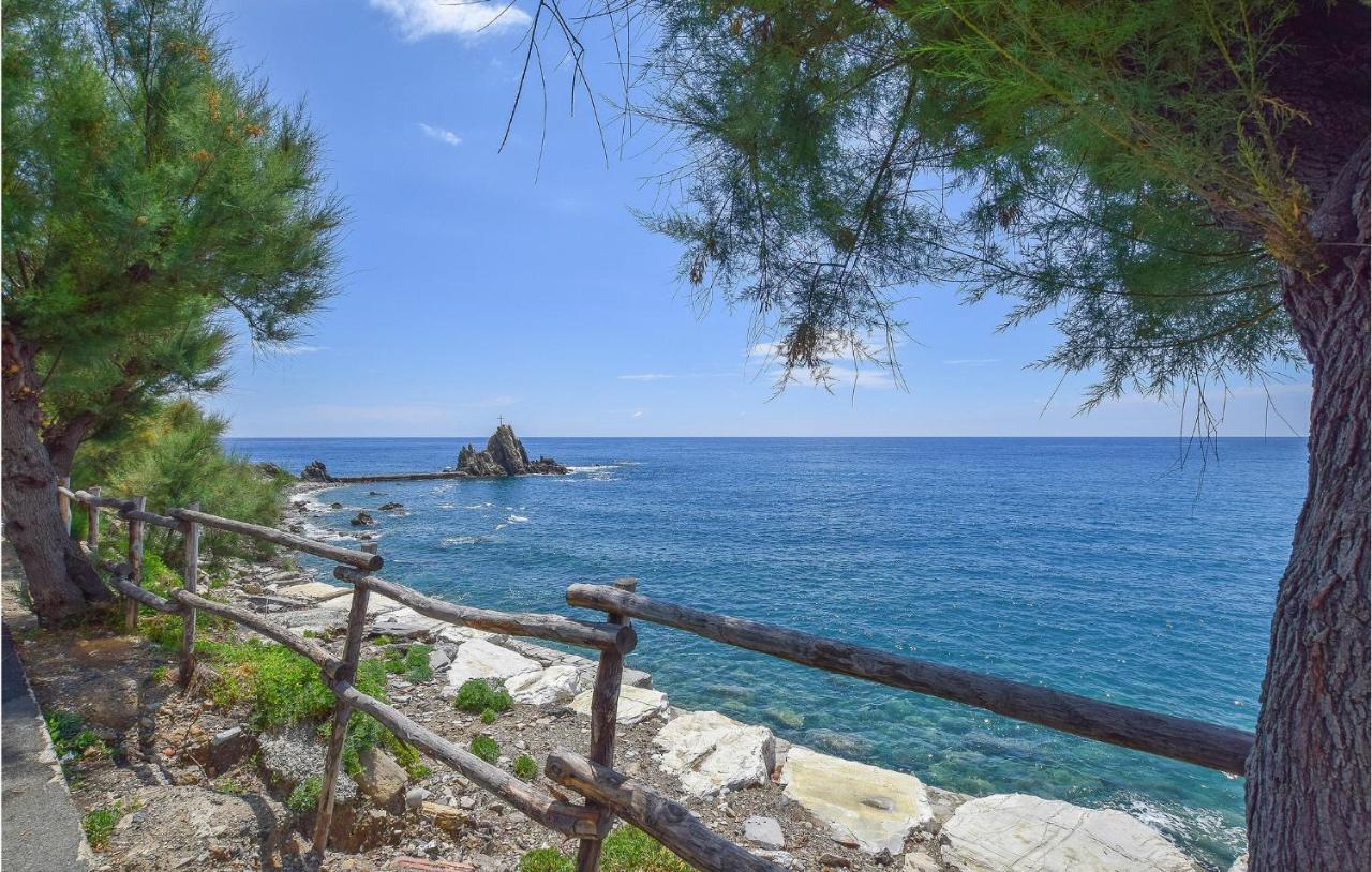Nice Apartment In Moneglia With House Sea View Exterior photo